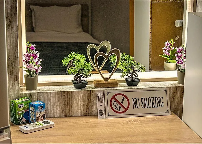 Ayasofia Luxury Studio With Balcony